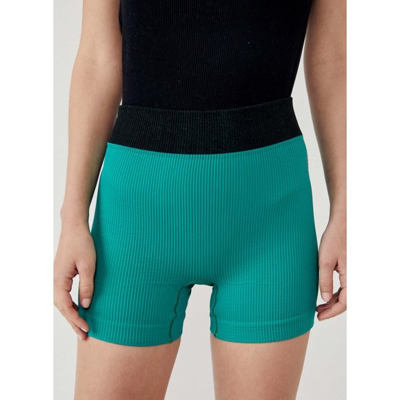 Free People Pants - 🎉LAST CHANCE🎉 NWT FP Movement Seamless Short / Green Teal